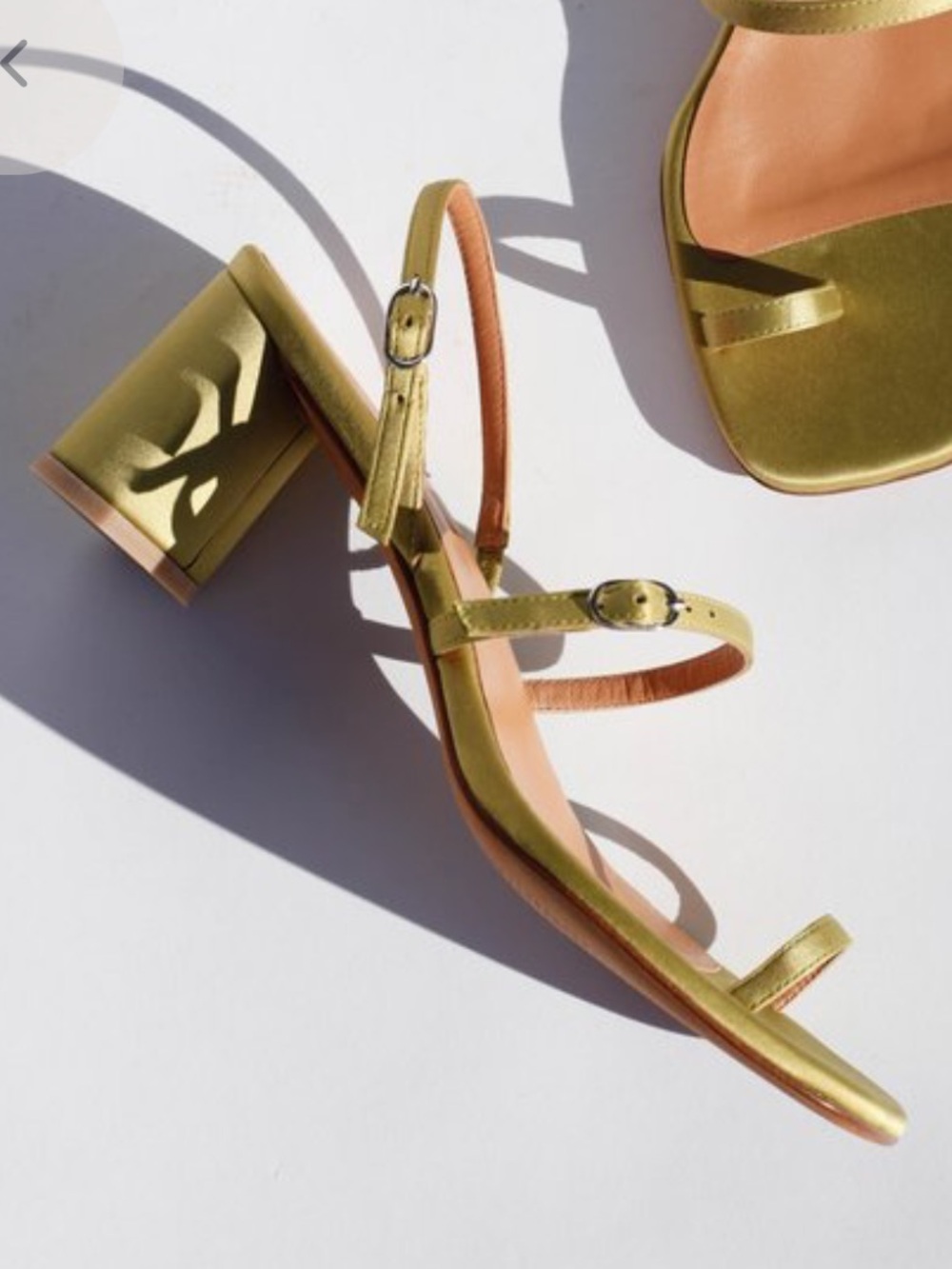 LOQ ALBA ALBARIÑO GREEN SATIN STRAPPY SANDAL SZ 38